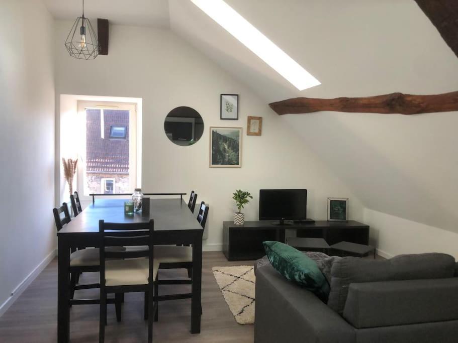 Le Petit Cloitre Lägenhet Langres Exteriör bild