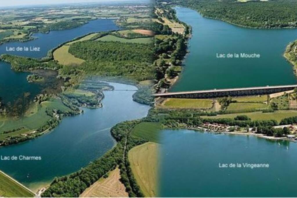 Le Petit Cloitre Lägenhet Langres Exteriör bild